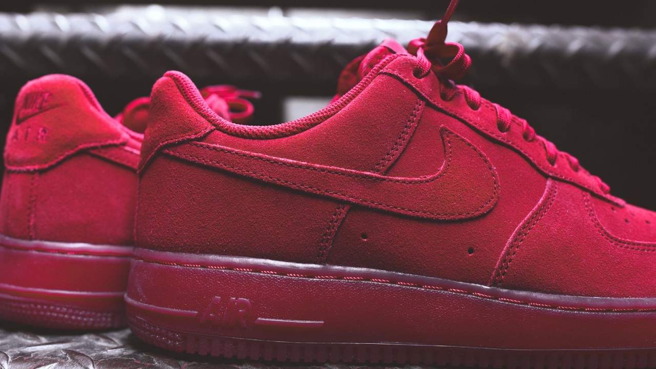 nike air force 1 red lv8 07